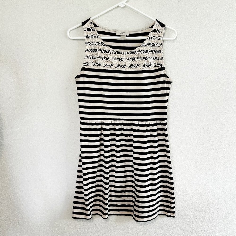 Ann Taylor Loft Dress Womens Size S Black White Striped Sleeveless Lace Mini‎